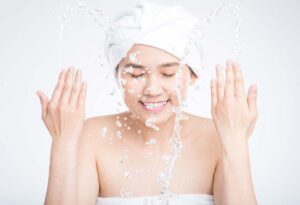 Micellar Cleansing Water: Revolutionizing Makeup Removal