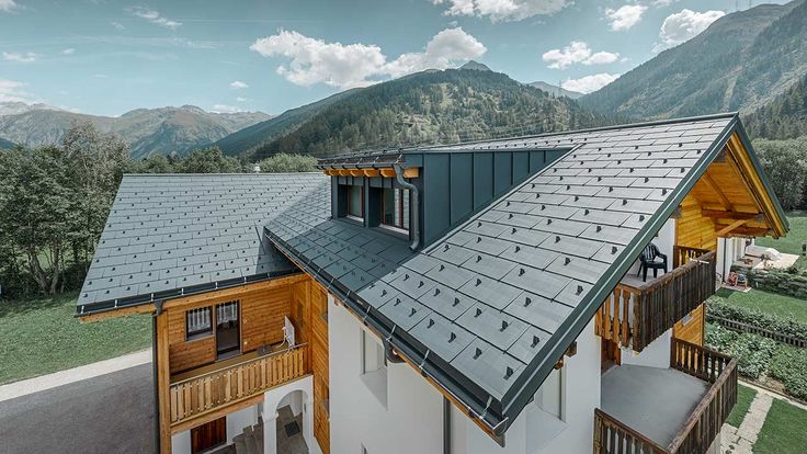 Roofing Systems Overview: Comparing Options for Residential and Commercial Buildings